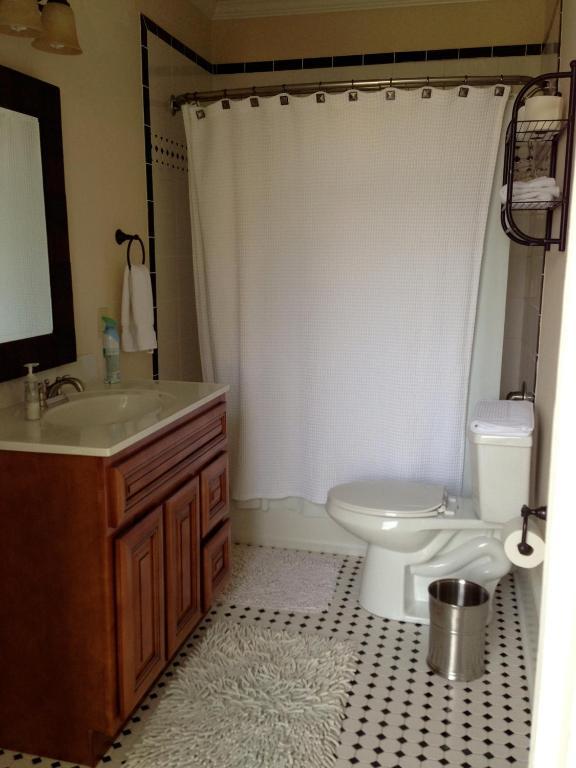 Hemmerling Guest House Hammond Room photo